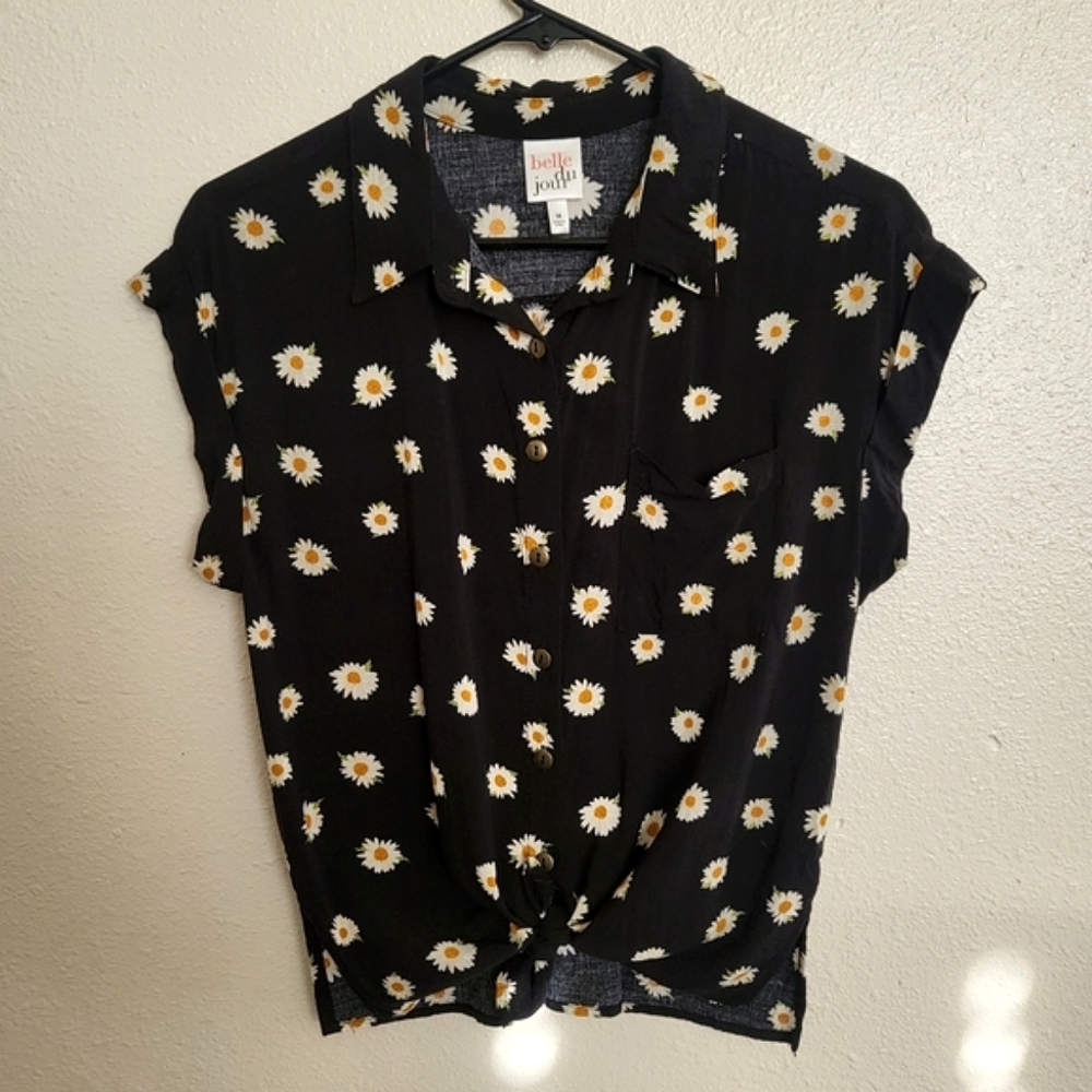 Belle Du Jour Button Up Top